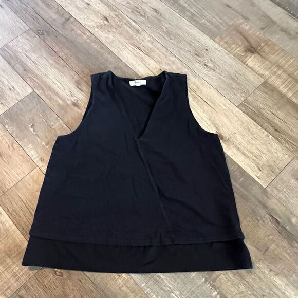 MADEWELL V-Neck
Thick Cotton Top size m - Picture 2 of 6